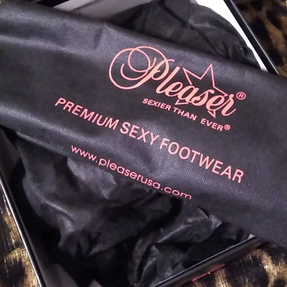 Heels - Picture 6 of 6